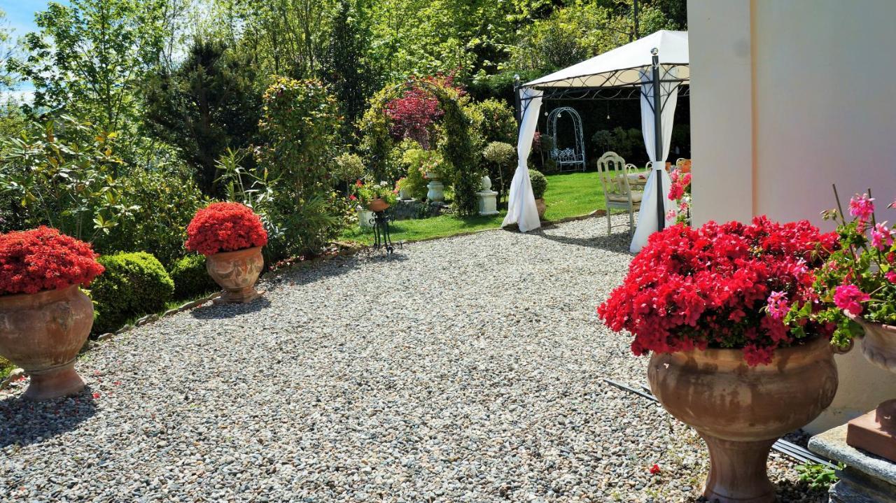 La Casa Degli Aceri Bed & Breakfast Pian Nava Exterior photo