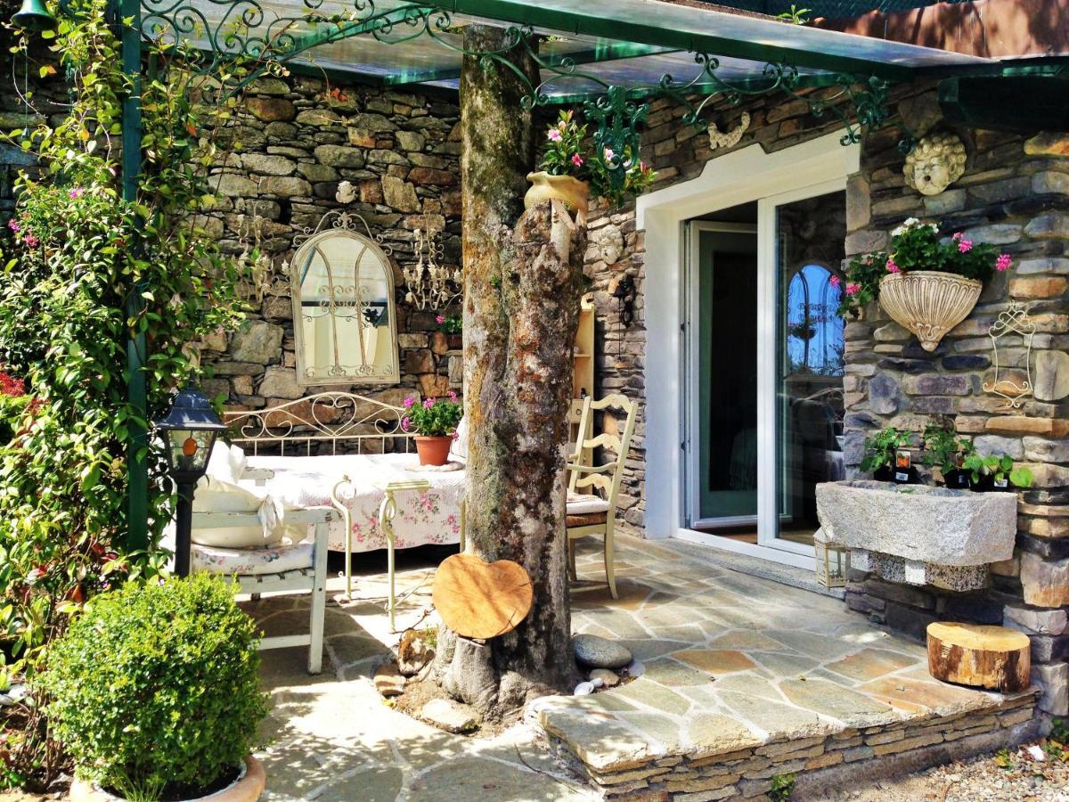 La Casa Degli Aceri Bed & Breakfast Pian Nava Exterior photo